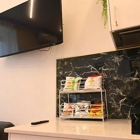 Gran Duca Santo Stefano Zona Casale Vicino Aeroporto Brindisi